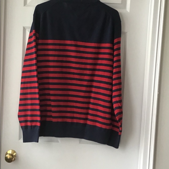 Sweater - Picture 6 of 8